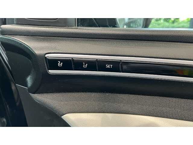 Hyundai TUCSON TUCSON 1.6 TGDi Plug-in Hybrid Ultimate 5dr 4WD Auto Black