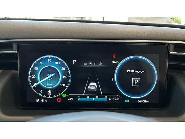 Hyundai TUCSON TUCSON 1.6 TGDi Hybrid 230 Ultimate 5dr 2WD Auto SILVER