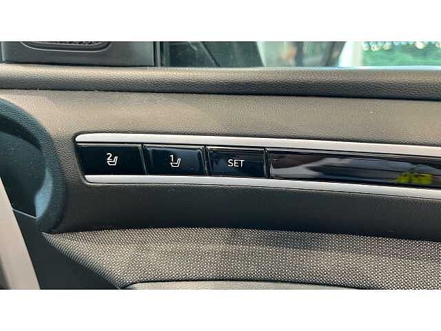 Hyundai TUCSON TUCSON 1.6 TGDi Hybrid 230 Ultimate 5dr 2WD Auto SILVER