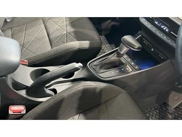 Hyundai BAYON BAYON 1.0 TGDi 48V MHEV Premium 5dr DCT Red