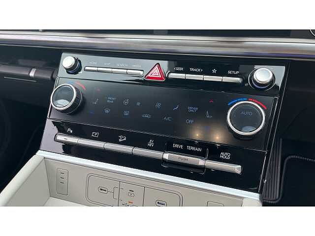 Hyundai Santa Fe Santa FE 7st 1.6TGDi Phev Ultm AU 4WD
