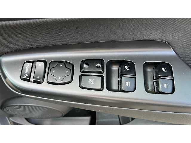 Hyundai Kona KONA 1.6 GDi Hybrid Premium 5dr DCT