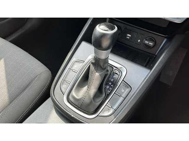 Hyundai Kona KONA 1.6 GDi Hybrid Premium 5dr DCT