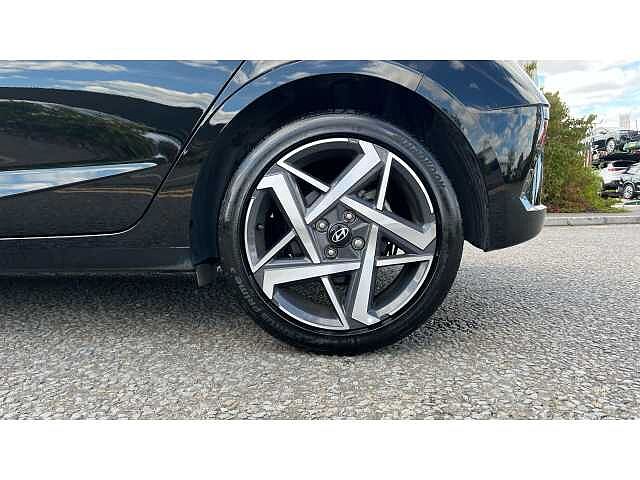 Hyundai I20 I20 1.0T GDi Premium 5dr BLACK