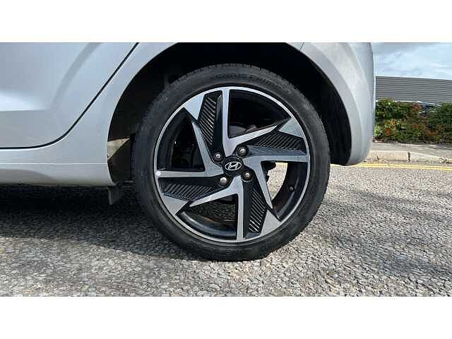 Hyundai i10 I10 1.2 MPi Premium 5dr Auto