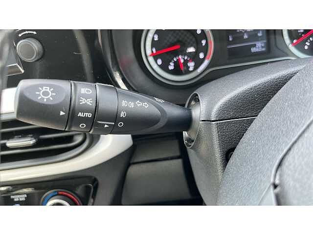 Hyundai i10 I10 1.2 MPi Premium 5dr Auto