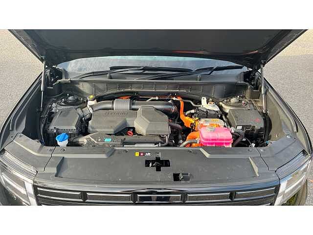 Hyundai SANTA FE SANTA FE 1.6 TGDi 239 Hybrid Ultimate 5dr 4WD Auto Abyss Black