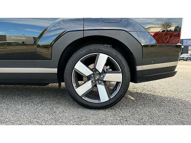 Hyundai SANTA FE SANTA FE 1.6 TGDi 239 Hybrid Ultimate 5dr 4WD Auto Abyss Black