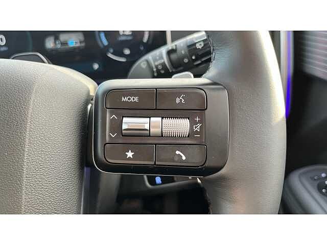 Hyundai SANTA FE SANTA FE 1.6 TGDi 239 Hybrid Ultimate 5dr 4WD Auto Abyss Black