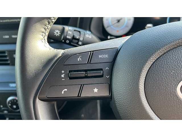 Hyundai I20 I20 1.0T GDi 90 Black Line 5dr DCT Lucid Lime