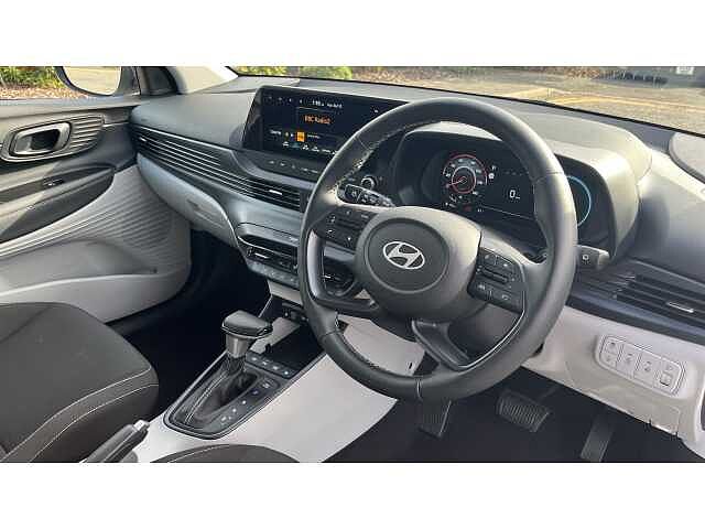 Hyundai I20 I20 1.0T GDi 90 Tech Line 5dr DCT Atlas White