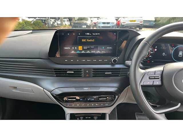 Hyundai I20 I20 1.0T GDi 90 Tech Line 5dr DCT Atlas White