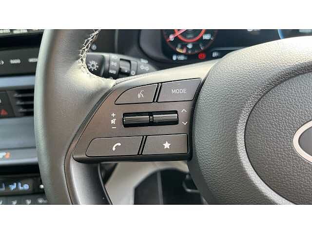 Hyundai I20 I20 1.0T GDi 90 Tech Line 5dr DCT Atlas White