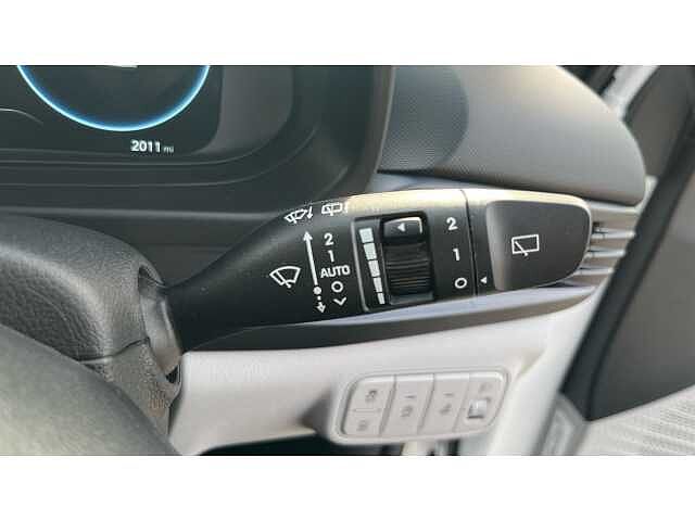 Hyundai I20 I20 1.0T GDi 90 Tech Line 5dr DCT Atlas White