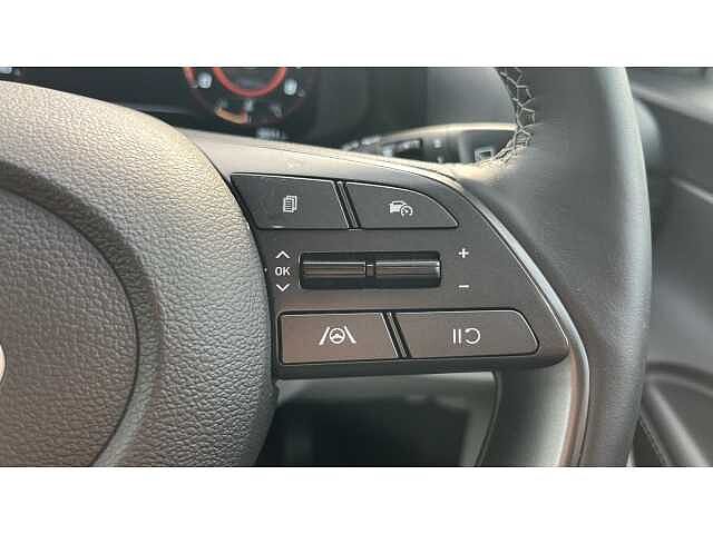 Hyundai I20 I20 1.0T GDi 90 Tech Line 5dr DCT Atlas White