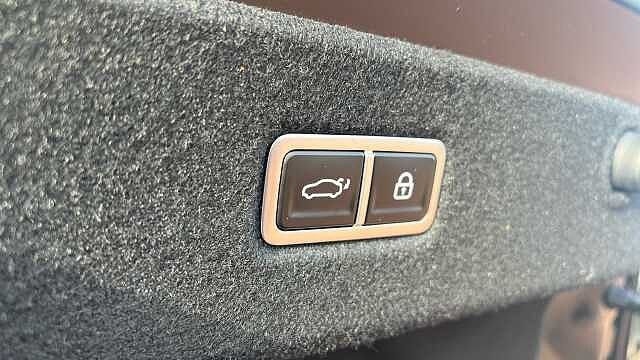 Hyundai IONIQ 6 239kW Ultimate 77kWh 4dr AWD Auto Abyss Black Prl