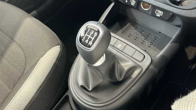 Hyundai i10 i10 5Dr HAT 1.0 MPi 67ps Advance