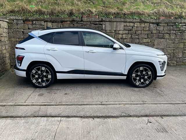 Hyundai KONA 160kW Ultimate 65kWh 5dr Auto White