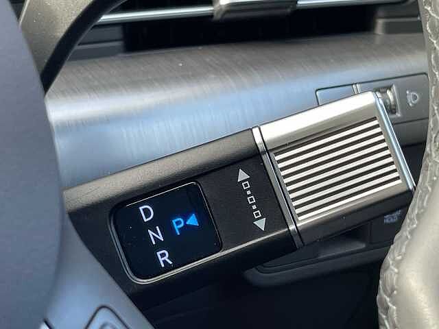 160kW Ultimate 65kWh 5dr Auto