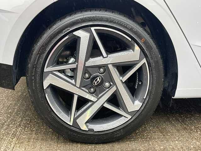 Hyundai I20 1.0T GDi 90 Tech Line 5dr White