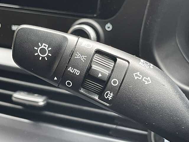Hyundai I20 1.0T GDi 90 Tech Line 5dr White