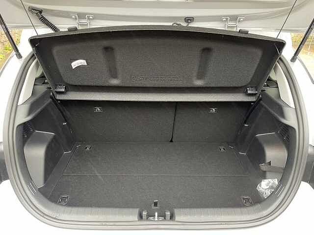 Hyundai I20 1.0T GDi 90 Tech Line 5dr White