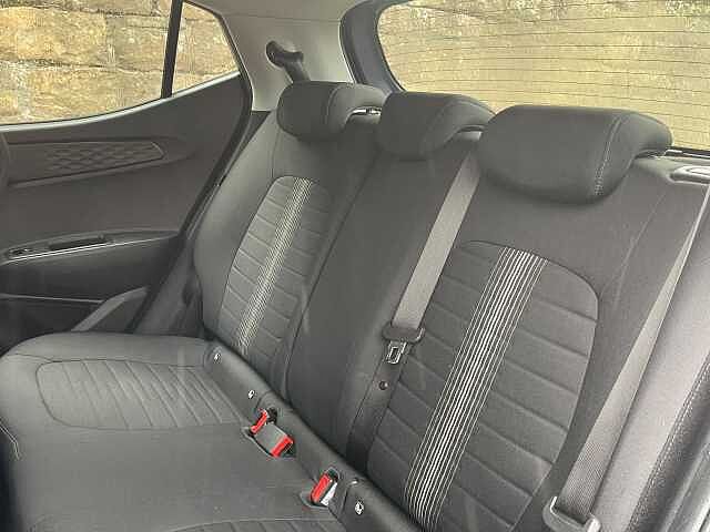 Hyundai i10 1.0 MPi SE Connect 5dr
