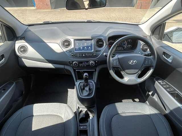 Hyundai i10 1.2 Premium SE 5dr Auto