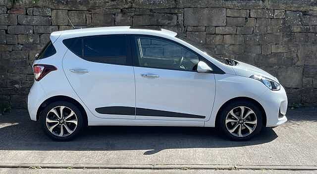Hyundai i10 1.2 Premium SE 5dr Auto