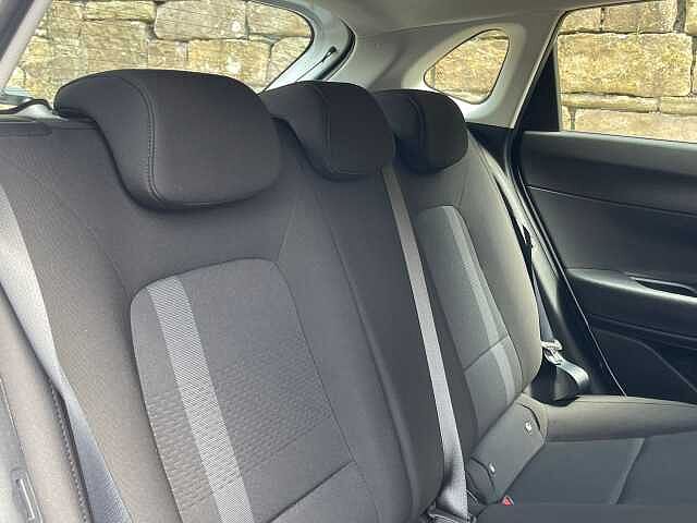 Hyundai i20 1.0T GDi Advance 5dr