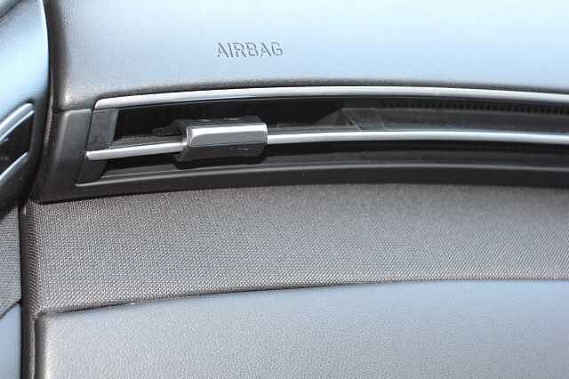 Hyundai TUCSON 1.6 TGDi Hybrid 230 Premium 5dr 2WD Auto Black
