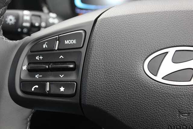 Hyundai i10 1.0 [63] Advance 5dr Auto [Nav]