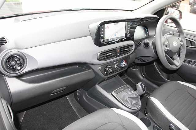Hyundai i10 1.0 [63] Advance 5dr Auto [Nav]