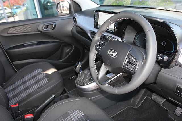 Hyundai i10 1.2 [79] Premium 5dr Auto [Nav]