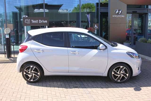 Hyundai i10 1.2 [79] Premium 5dr Auto [Nav]