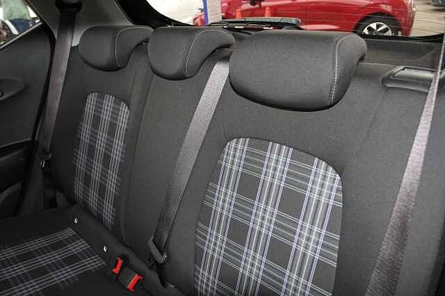 Hyundai i10 1.2 [79] Premium 5dr Auto [Nav]