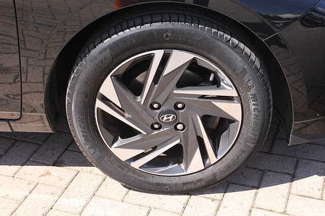 Hyundai I20 1.0T GDi 48V MHD SE Connect 5dr Black
