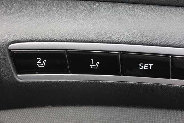 Hyundai TUCSON 1.6 TGDi Plug-in Hybrid Ultimate 5dr 4WD Auto Black