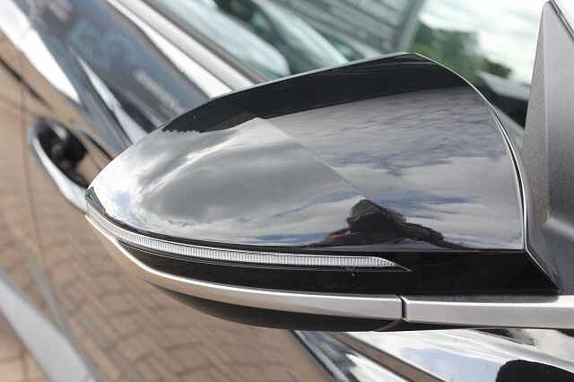 Hyundai TUCSON 1.6 TGDi Plug-in Hybrid Ultimate 5dr 4WD Auto Black