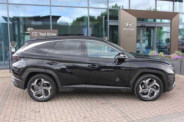 Hyundai TUCSON 1.6 TGDi Plug-in Hybrid Ultimate 5dr 4WD Auto Black