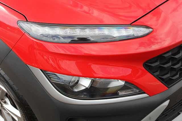 Hyundai KONA 1.0 TGDi 48V MHEV SE Connect 5dr Red