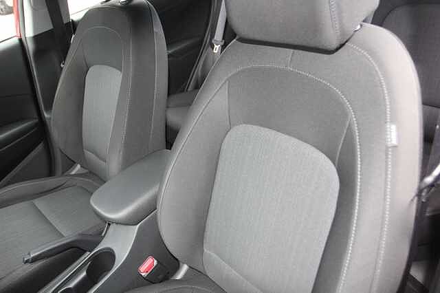 Hyundai KONA 1.0 TGDi 48V MHEV SE Connect 5dr Red