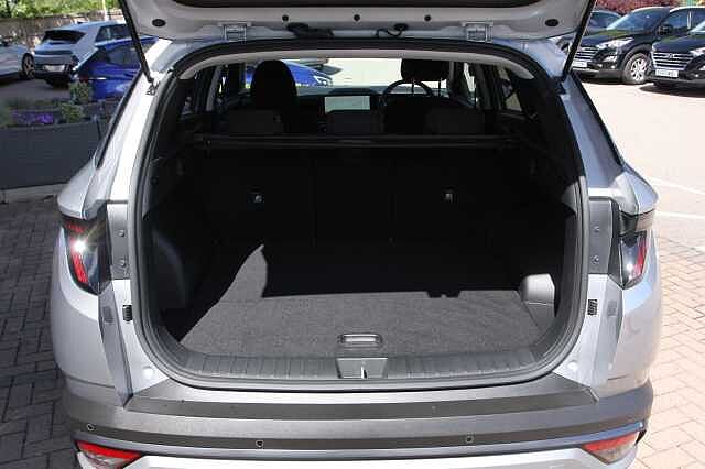 Hyundai TUCSON 1.6T Hybrid Advance 5dr Auto Silver