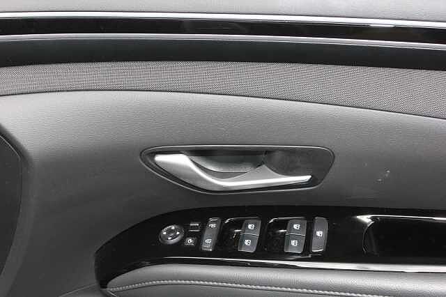 Hyundai Tucson 1.6 TGDi Hybrid 230 Premium 5dr 2WD Auto