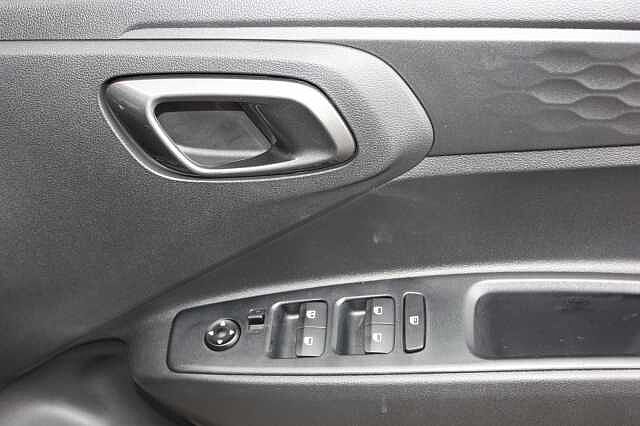 Hyundai i10 1.0 [63] Advance 5dr [Nav]