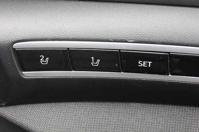 Hyundai Tucson 1.6 TGDi Plug-in Hybrid Ultimate 5dr 4WD Auto