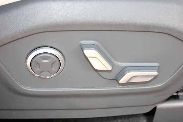 Hyundai Santa Fe 1.6 TGDi Plug-in Hybrid Ultimate 5dr 4WD Auto