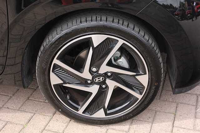 Hyundai i10 1.2 [79] Premium 5dr [Nav]