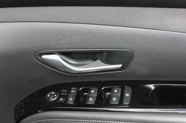 Hyundai Tucson 1.6 TGDi Hybrid 230 Premium 5dr 2WD Auto