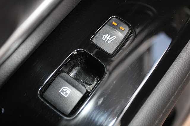 Hyundai TUCSON 1.6 TGDi Hybrid 230 Ultimate 5dr 2WD Auto Black